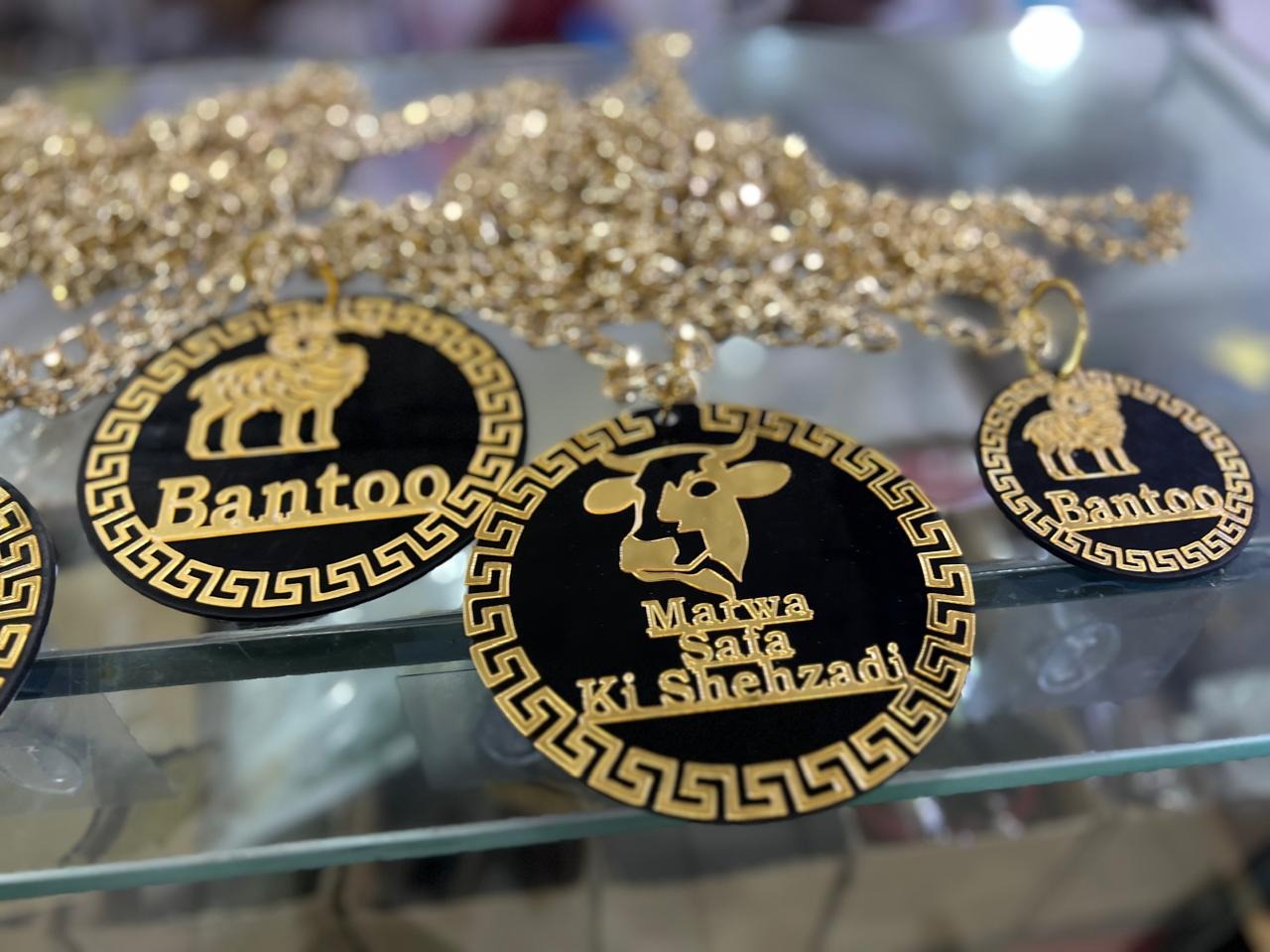 Customized Cow Name Acrylic Locket (Design 3)
